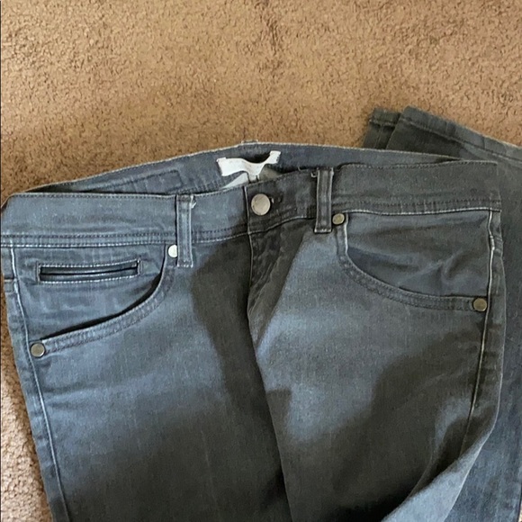 #153 Gray color man’s Jeans. - Picture 3 of 6